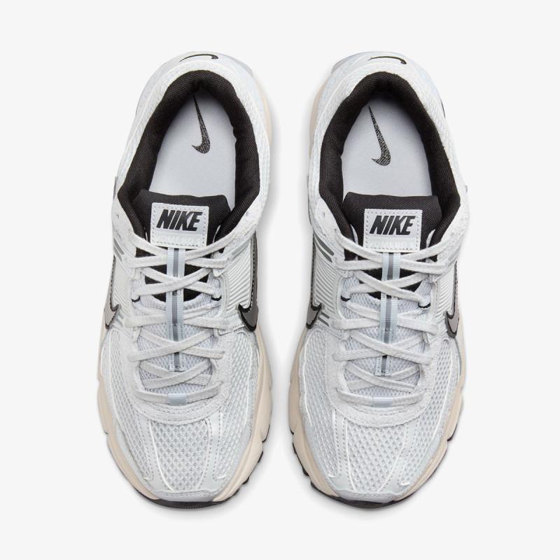 NIKE W NIKE ZOOM VOMERO 5 C.O.R. 