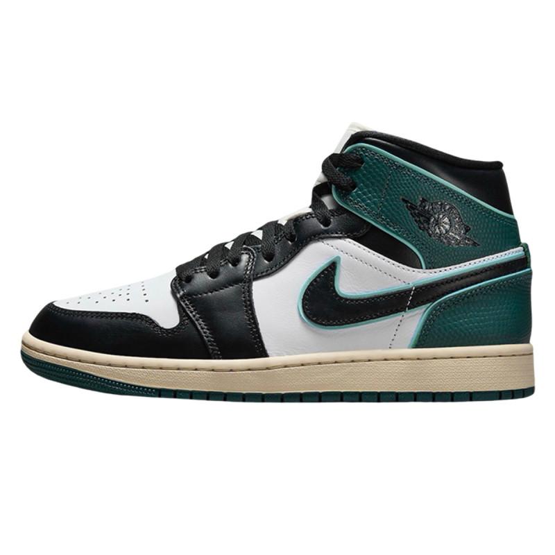 NIKE WMNS AIR JORDAN 1 MID SE 