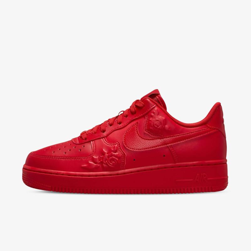 NIKE WMNS AIR FORCE 1 '07 SE 