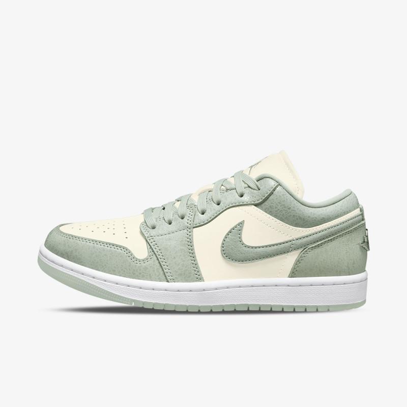 NIKE WMNS AIR JORDAN 1 LOW SE 