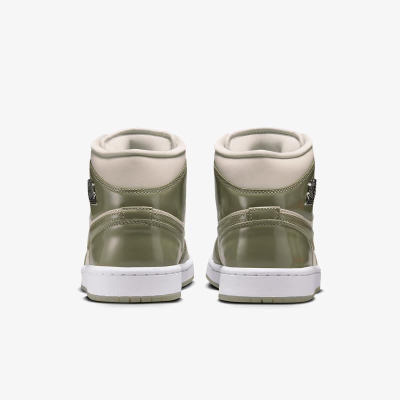 NIKE WMNS AIR JORDAN 1 MID SE 