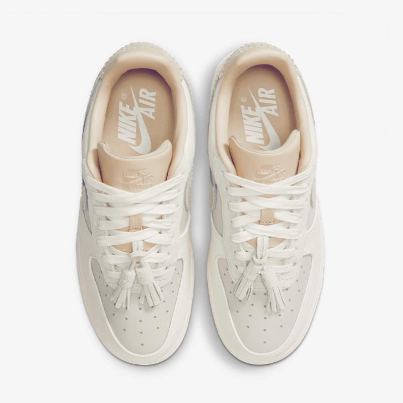 NIKE WMNS AIR FORCE 1 '07 CN CN 