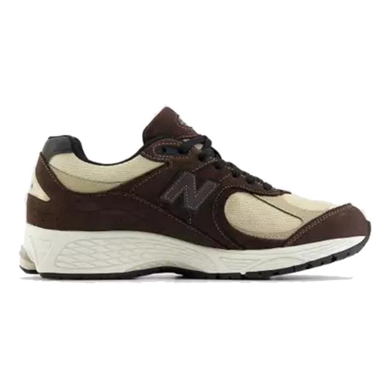 NEW BALANCE 2002R 