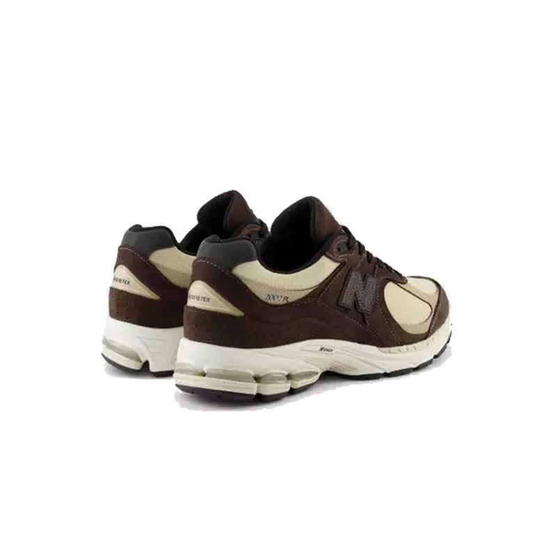 NEW BALANCE 2002R 